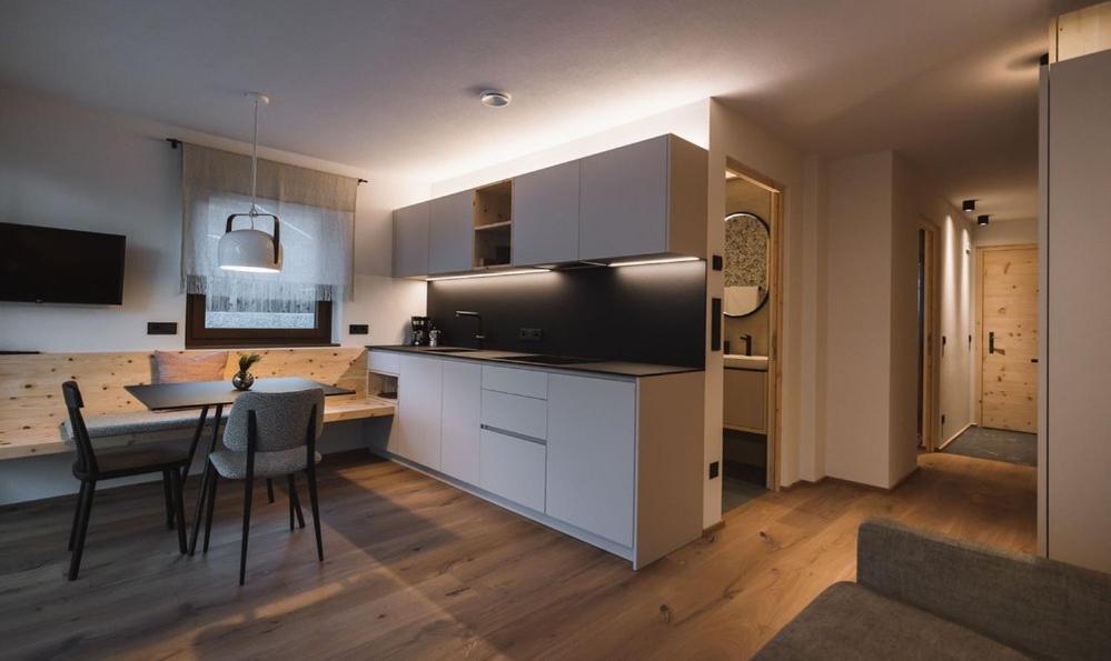 Ahrn Natur Apartment Lutago Exteriör bild